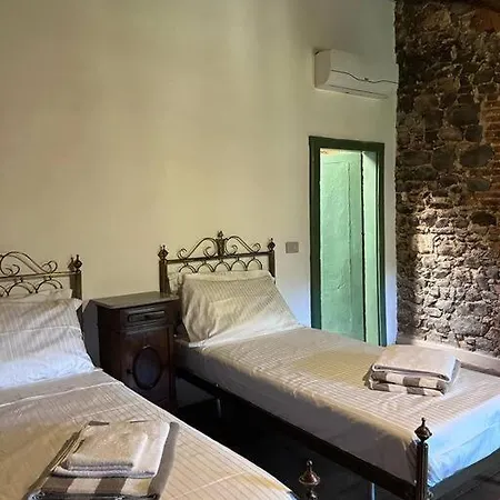 Podere Il Giardino - Casa In Casale Tipico Toscano, Con Parco E Piscina - Lucca